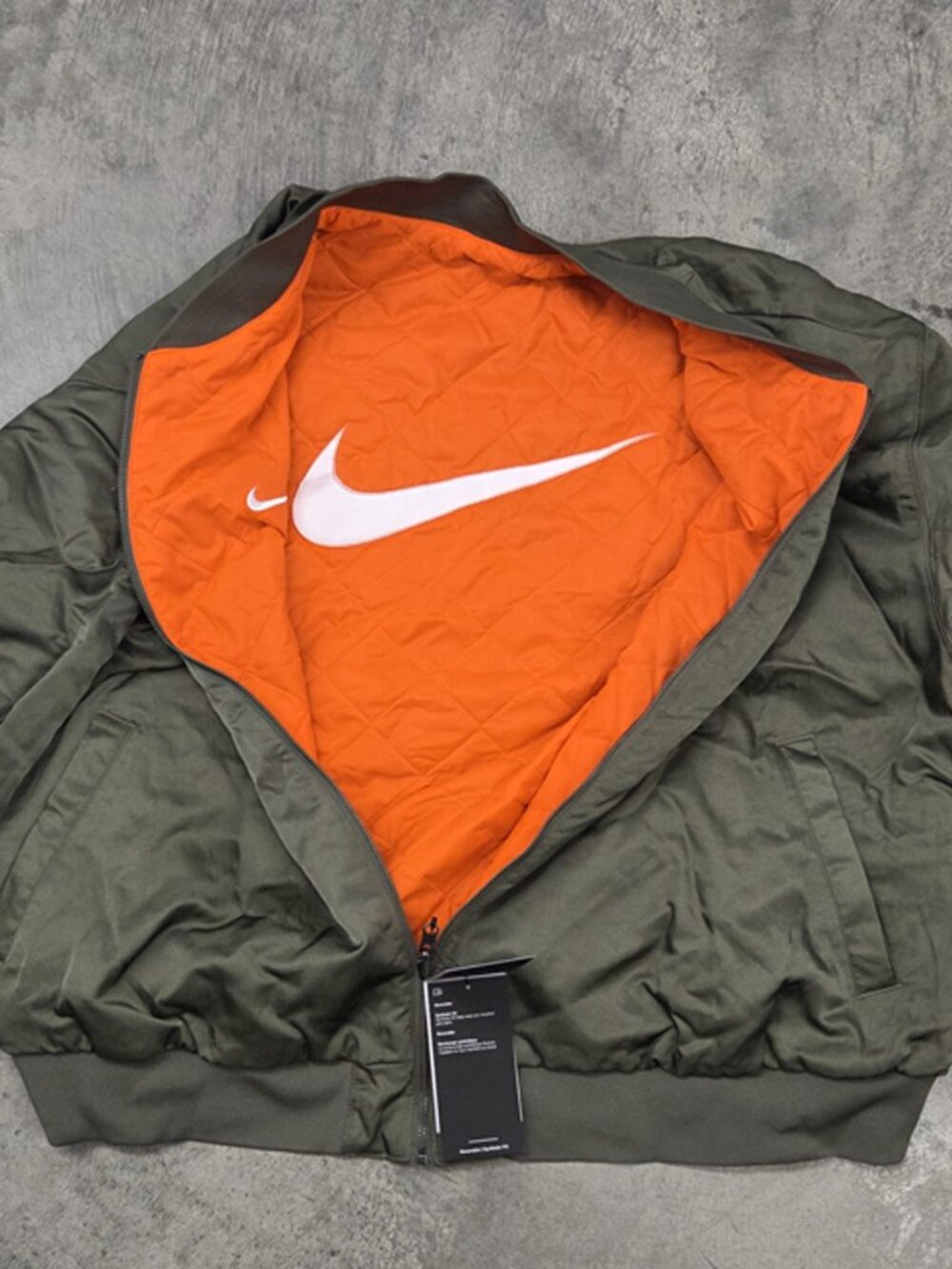 Nike Reversible Bomber Jacket - Picture 4 of 5